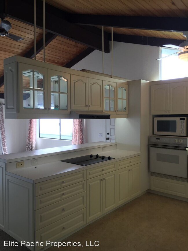 Building Photo - 3 br, 2 bath House - 74-5060 Hanahanai Loop