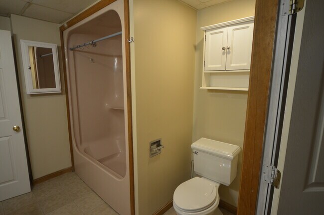 Bathroom - 17 Davis Ave