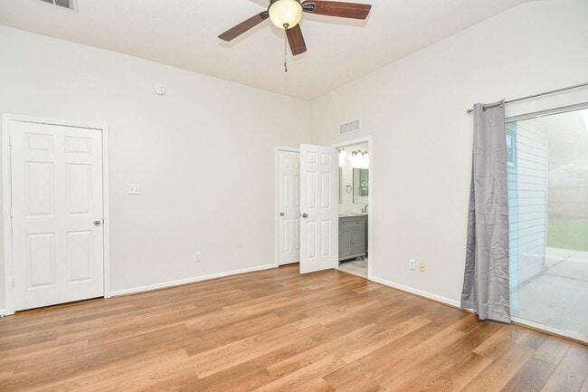 Building Photo - 10614 Sunswept Fields Ln