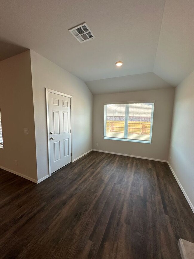 Building Photo - *Pre-leasing* BRAND NEW Three Bedroom | Tw...