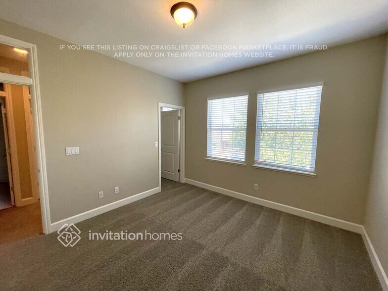 Building Photo - 9419 Berkshire Ln