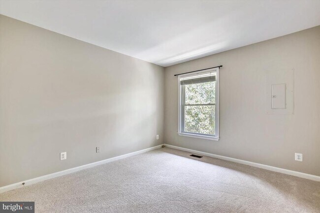 Building Photo - 2107 N Rolfe St