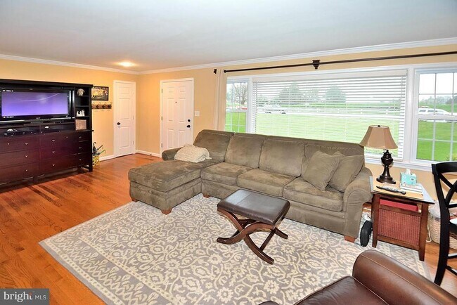 Building Photo - 24531 Arcola Mills Dr