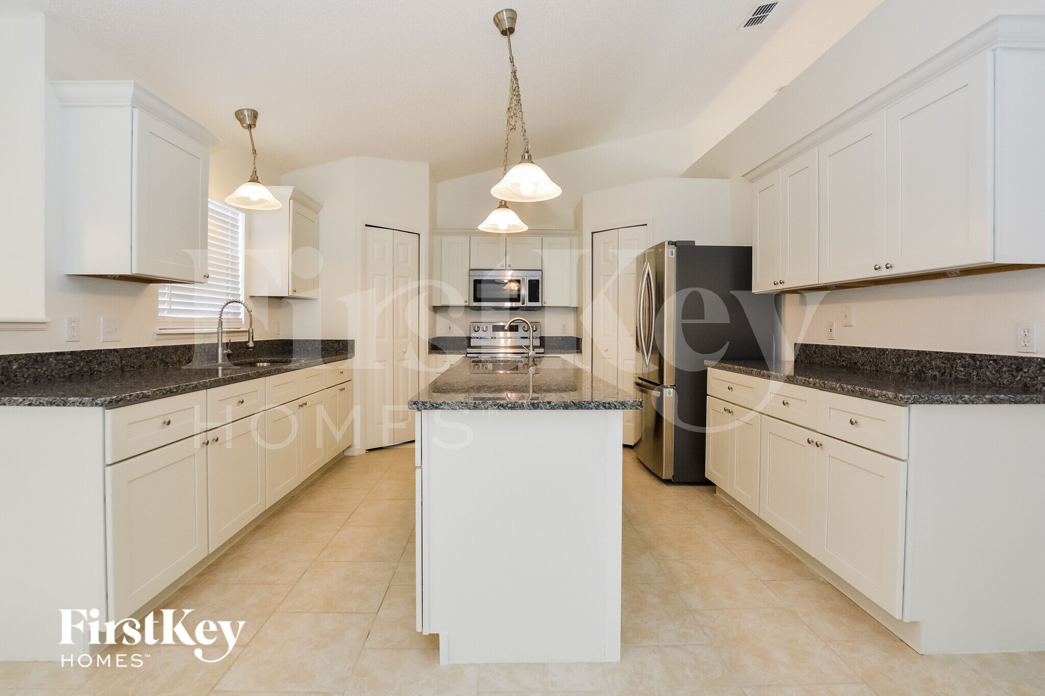 Building Photo - 1429 Lodge Terrace