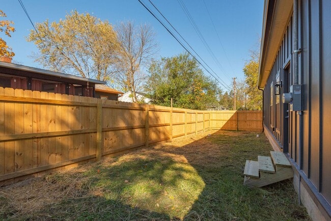 Building Photo - NEW CONSTRUCTION! Old Hickory