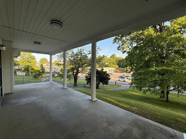 Building Photo - Tusculum Blvd Property