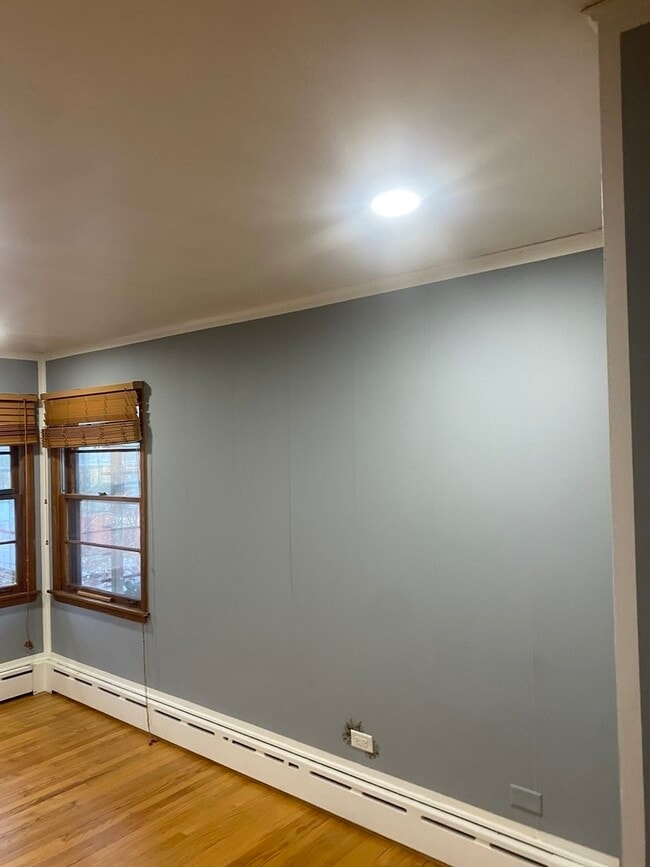 Building Photo - 156 Park Pl