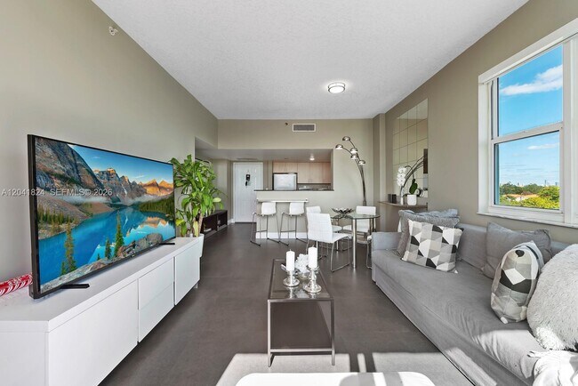 Building Photo - 3000 Coral Wy