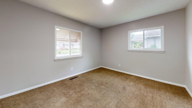 Building Photo - 583 Chittenden St