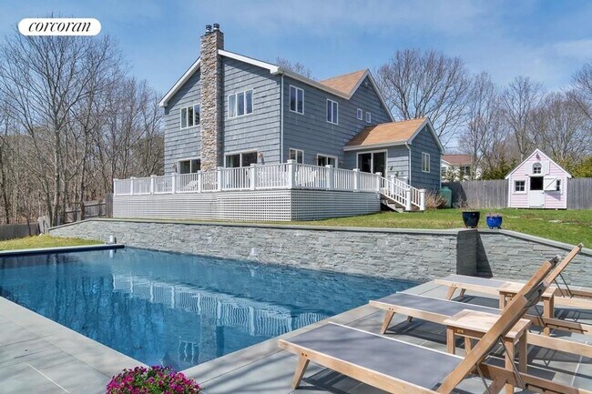 Primary Photo - 26 Boatsteerers Ct N