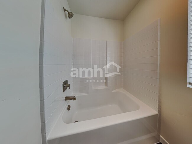Building Photo - 9491 W Shumard St