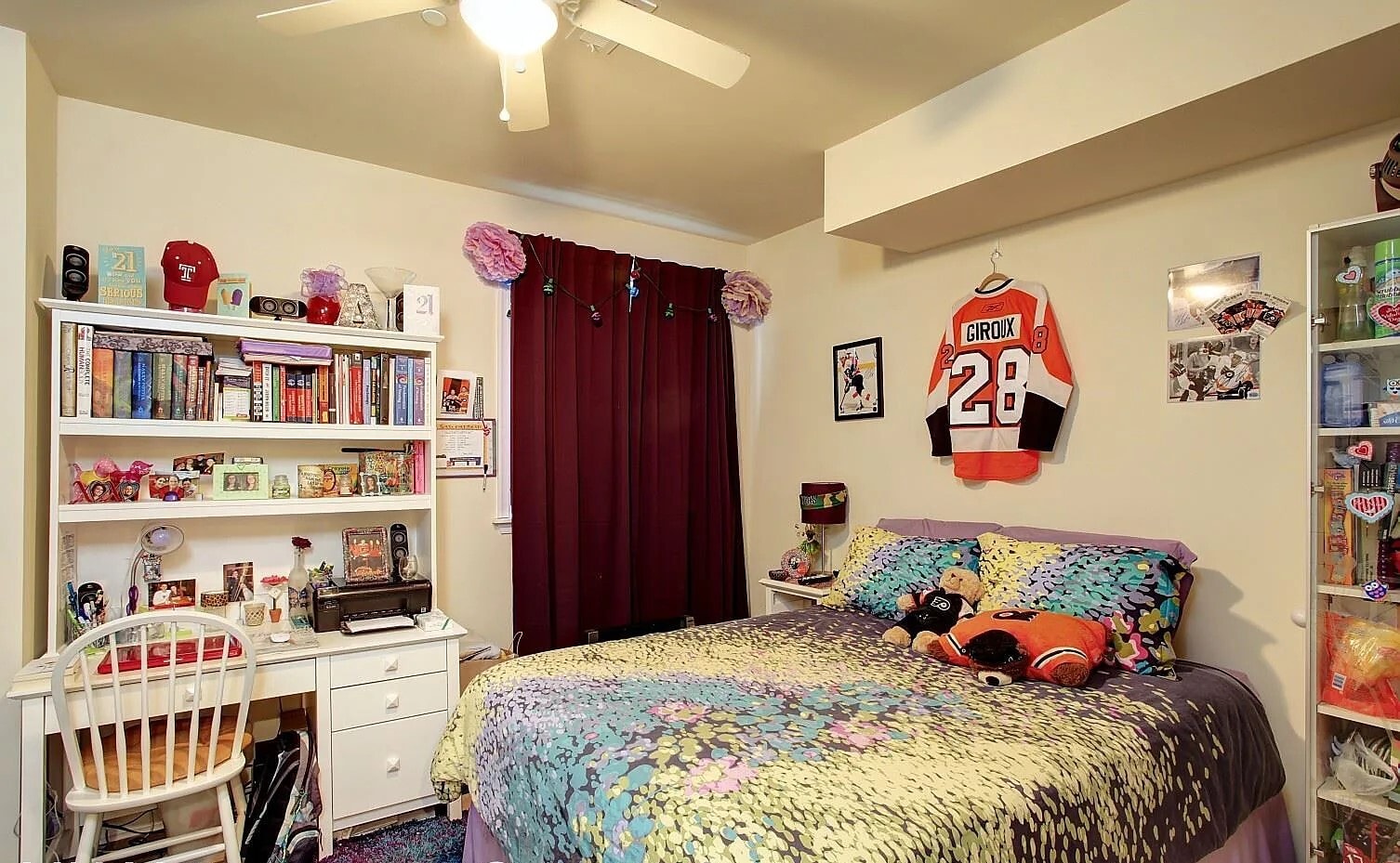 Room_1 - 1708 Fontain St