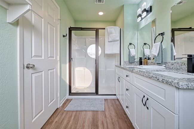 Building Photo - 2102 Todville Rd