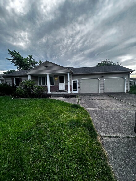 Building Photo - 2909 Devore Ct