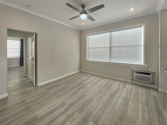 Building Photo - 408 Armada Rd