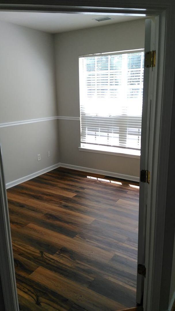 Building Photo - Spacious Home in Ballantyne!!!