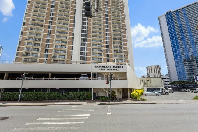 Building Photo - 1655 Makaloa St