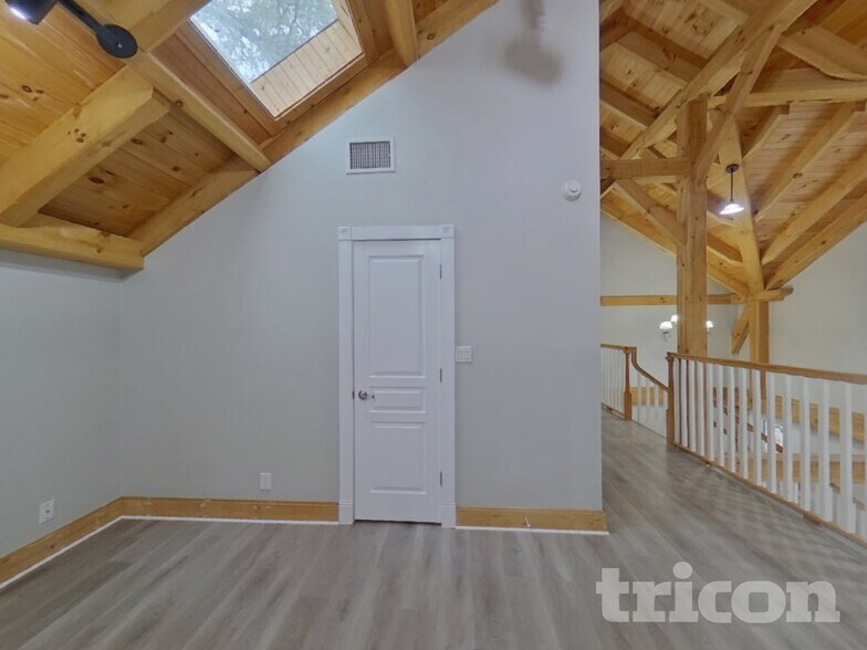 Building Photo - 3312 Carson Oaks Ln