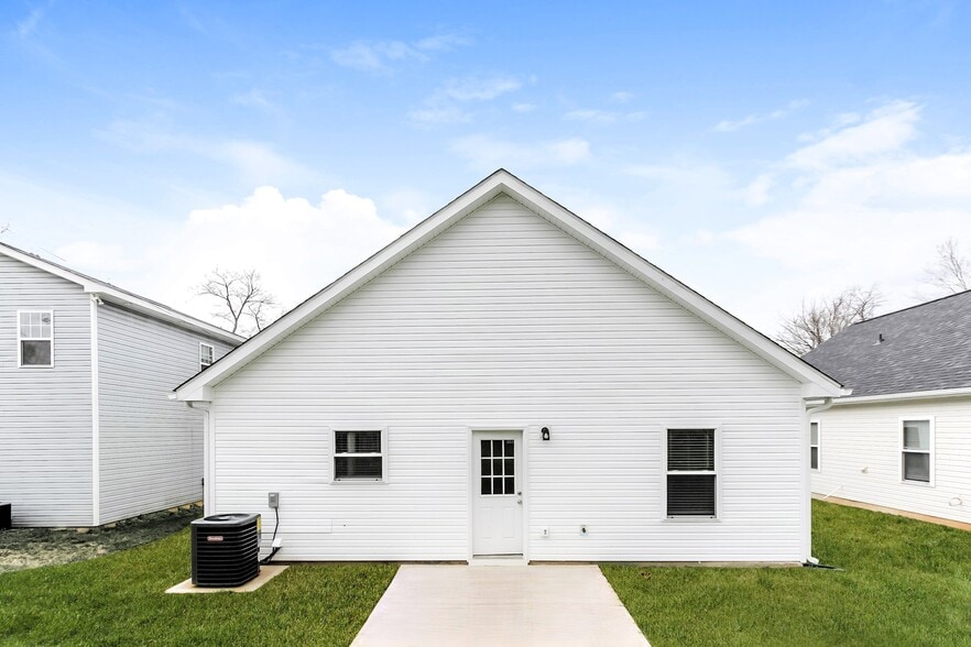Building Photo - 812 Cantwell St