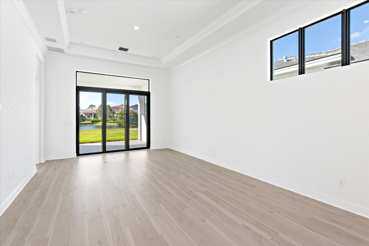 Building Photo - 116 SE Cortile Enza