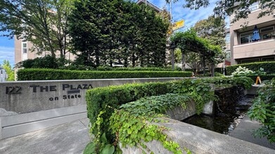 Building Photo - 2bd/2ba Kirkland Condo