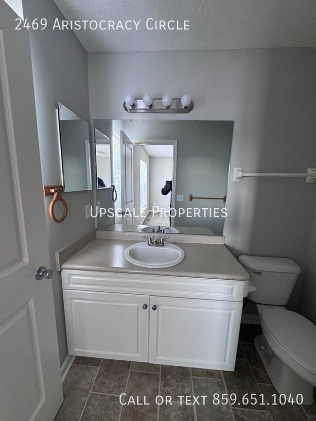 Building Photo - 2469 Aristocracy Cir