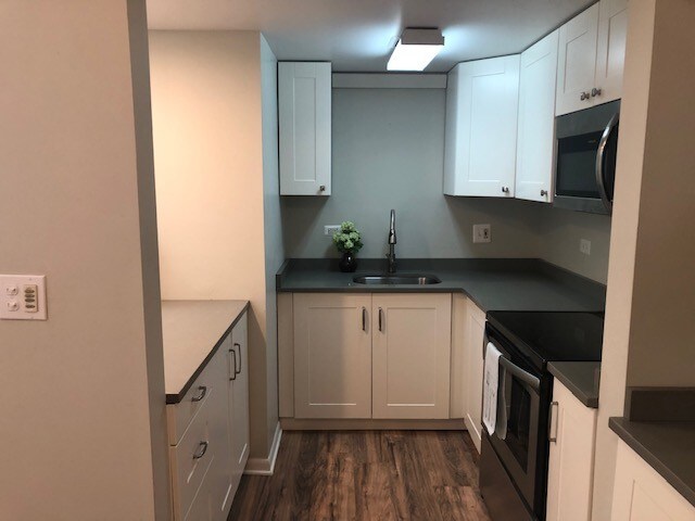 kitchen - 454 Spring Rd