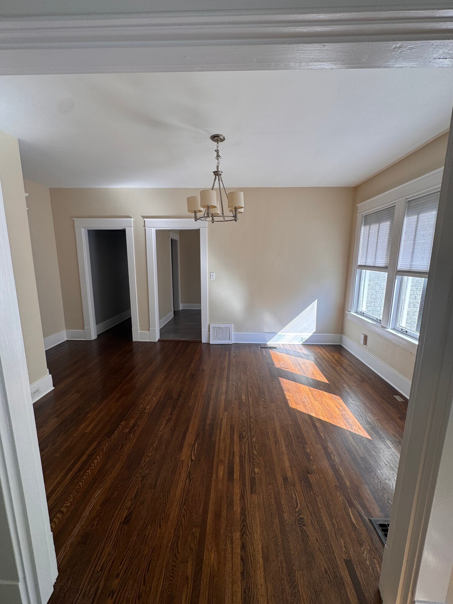 Dining room - 1409 Stratton Ave