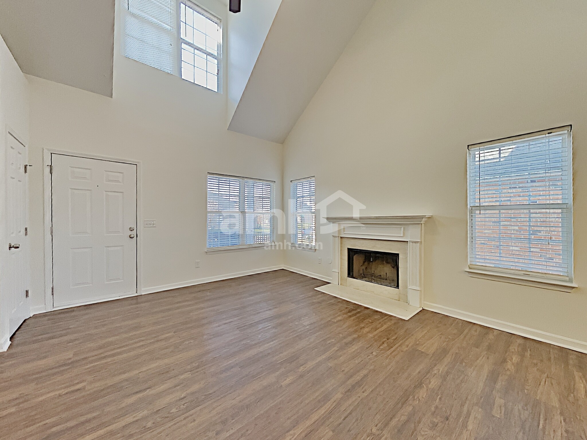 Building Photo - 6852 Scarlet Ridge Dr
