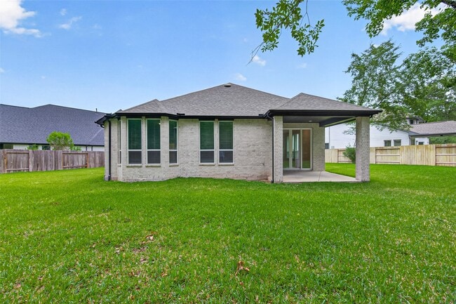 Building Photo - 212 Milas Cv