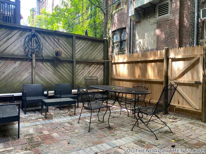 Building Photo - 38 Bradford St