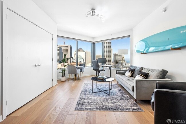 Building Photo - 280 Spear St