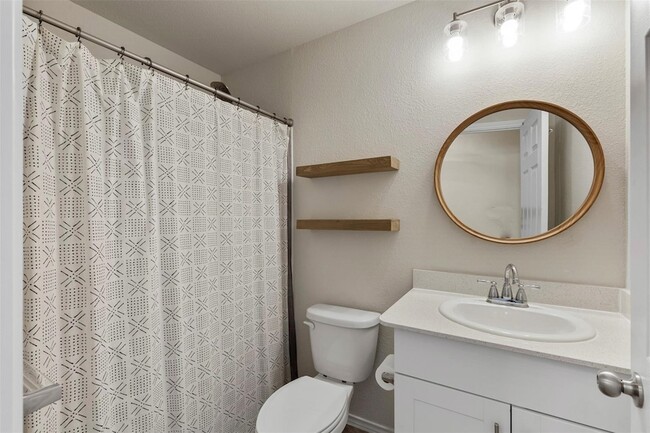 Building Photo - 10121 Wyseby Rd