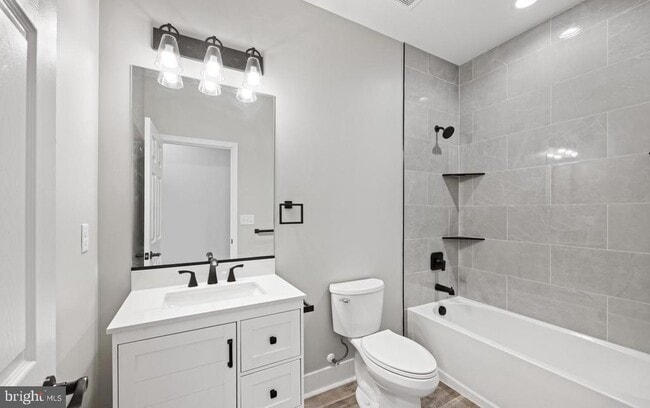 Building Photo - 29345 Greenfield Ave