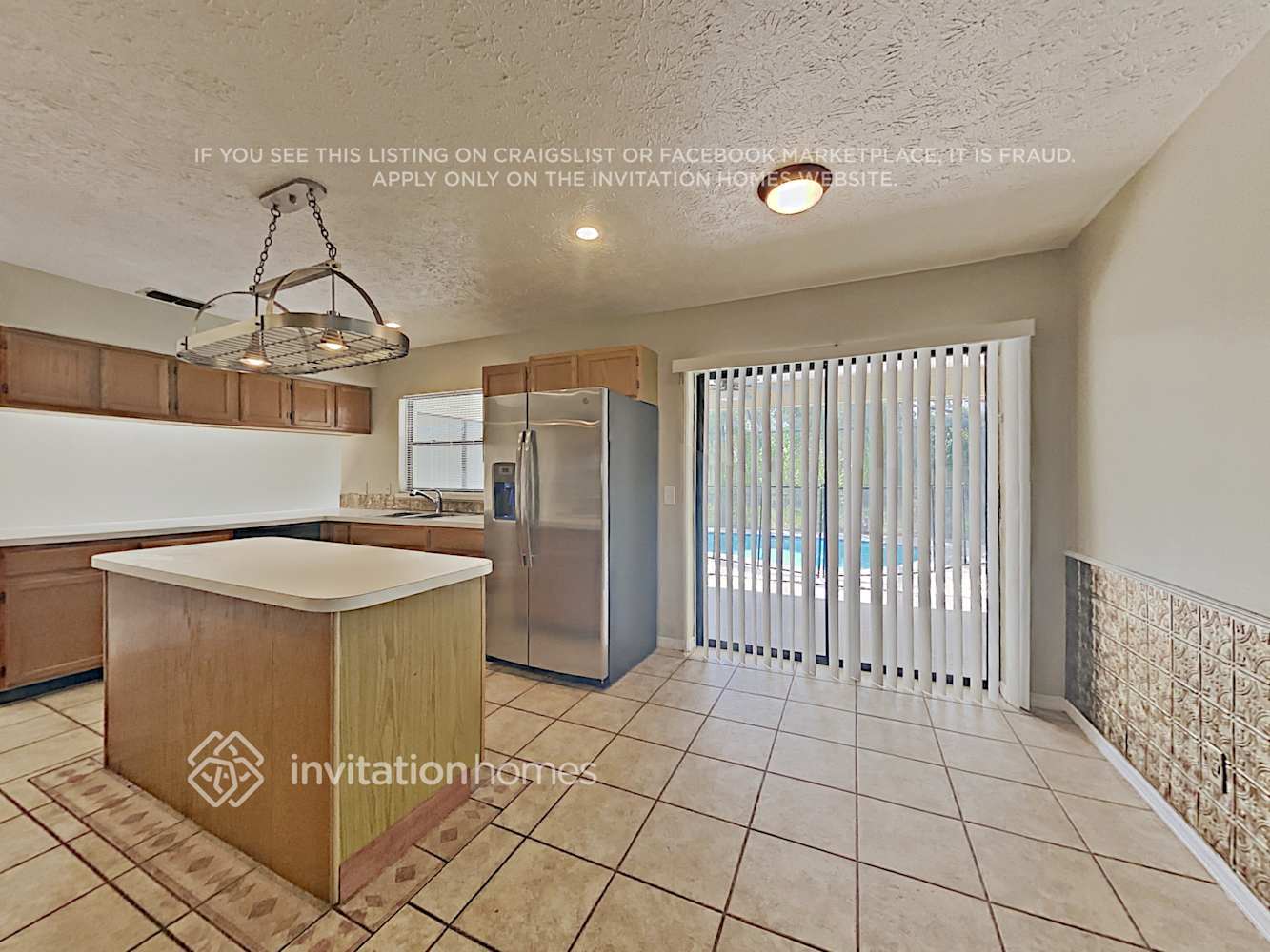Building Photo - 1507 Dumont Dr
