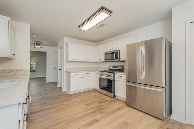 Building Photo - 3802 Brookchase Ln