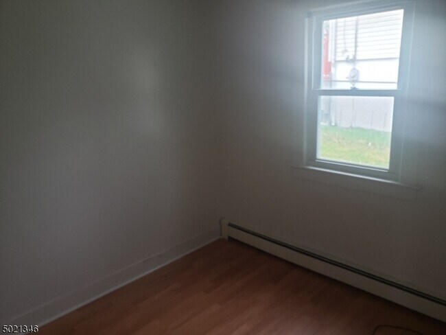 Building Photo - 56 Calumet Ave