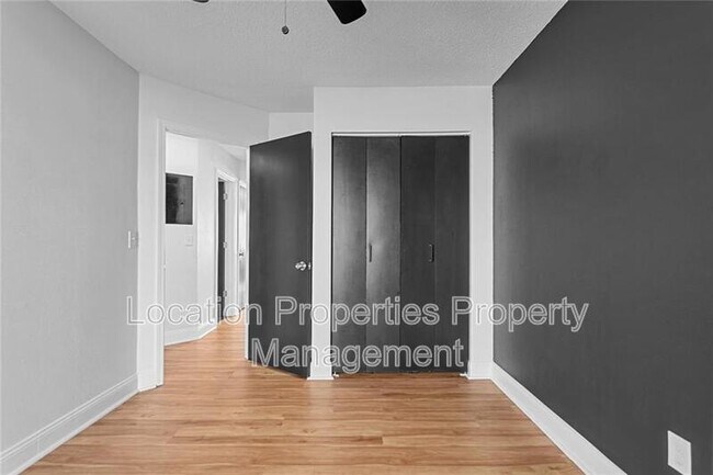 Building Photo - 1502 W 25th Ct