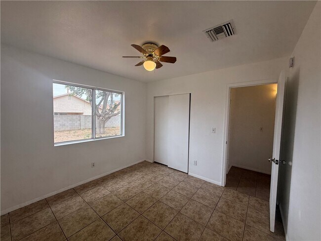 Building Photo - 2529 Simms Ave