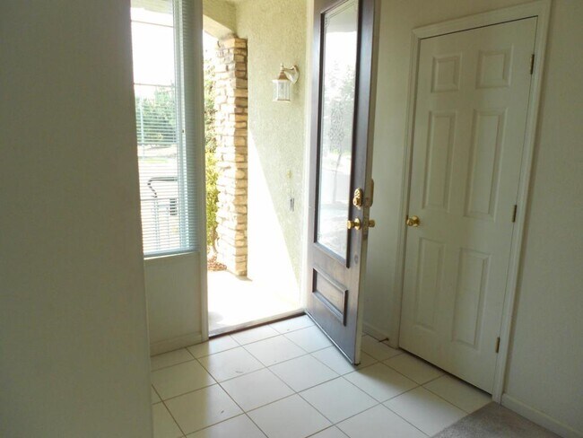 Building Photo - 4458 Everson Way