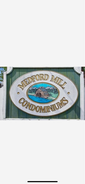 Building Photo - 48 Eaves Mill Rd