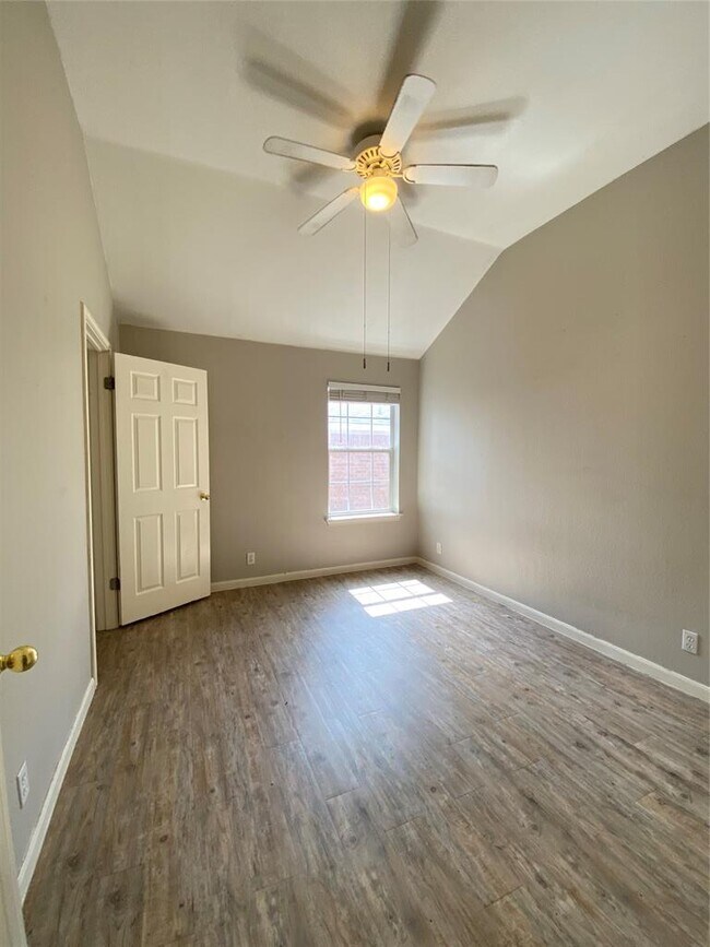 Building Photo - 3739 Norman Loop