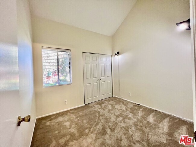 Building Photo - 4805 Maytime Ln