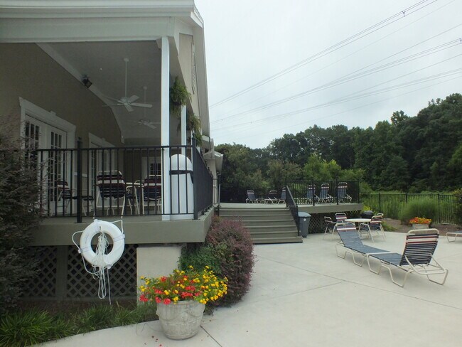 Building Photo - 5005 Wingate Way