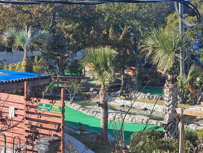 Building Photo - 825 Anastasia Blvd