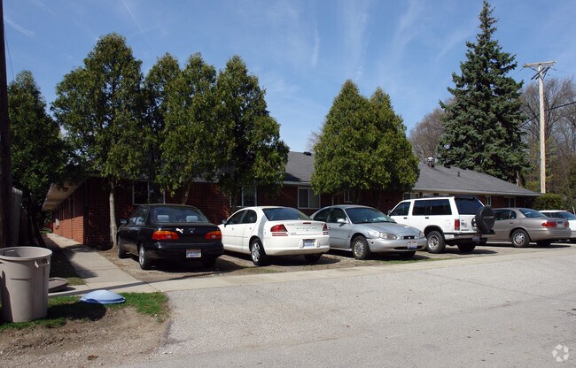 Building Photo - 6617 Convent Blvd