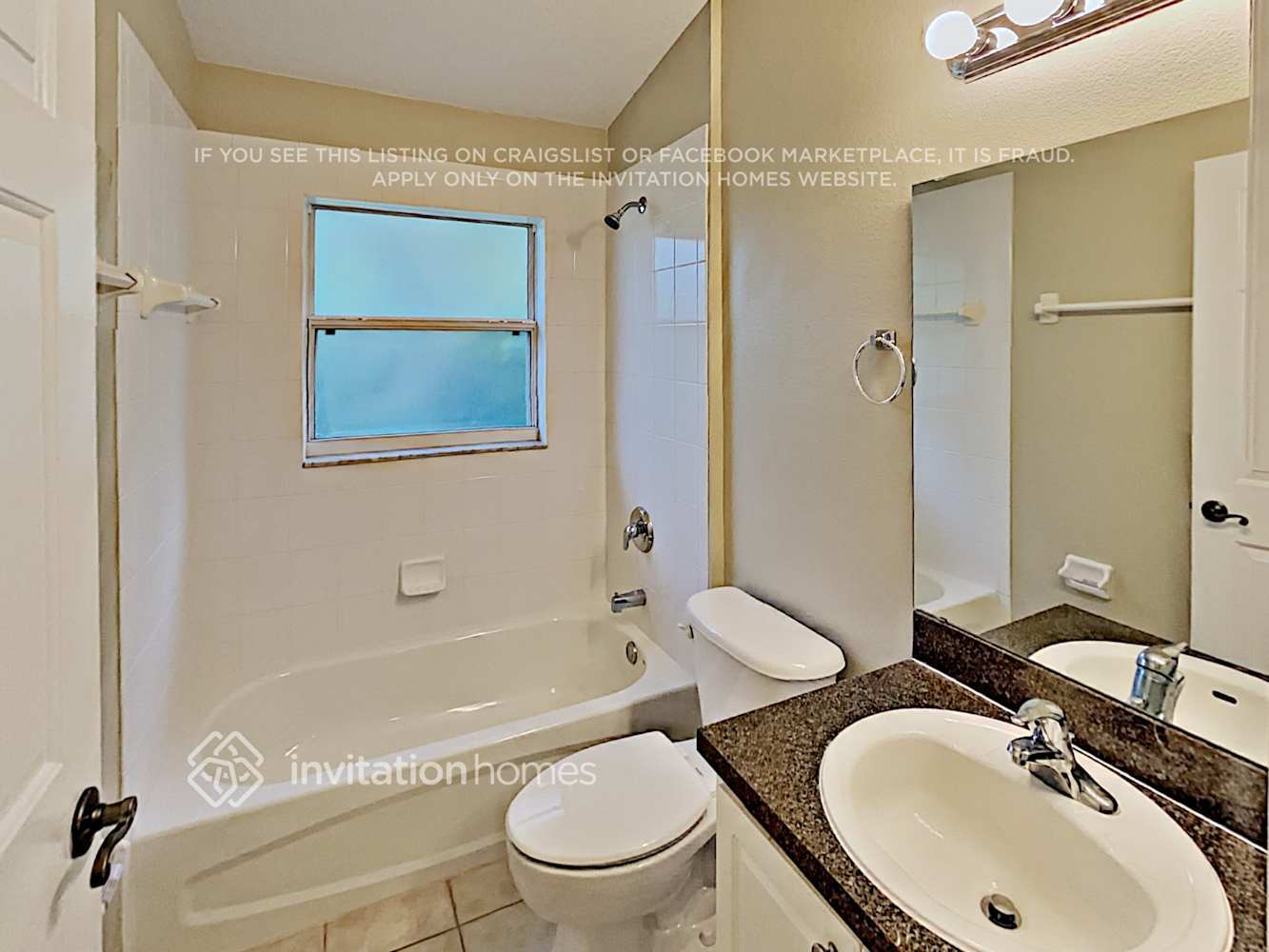 Building Photo - 3800 Bayshore Cir