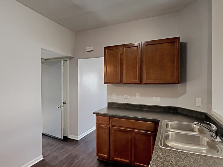 Building Photo - 649 Winchester Ct