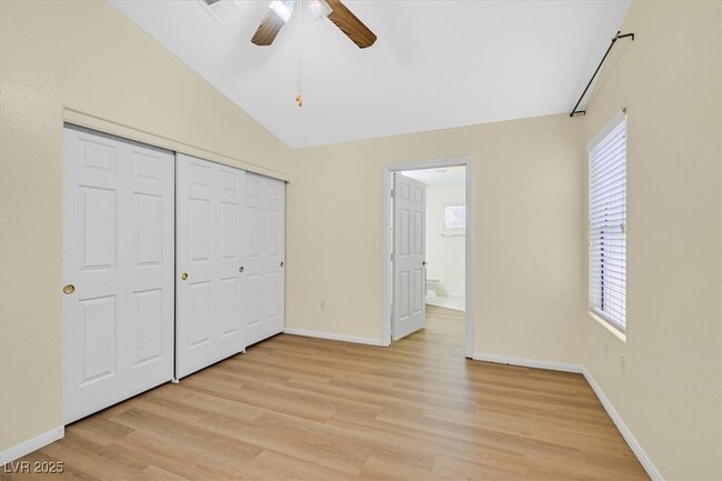 Building Photo - 137 Tapatio St