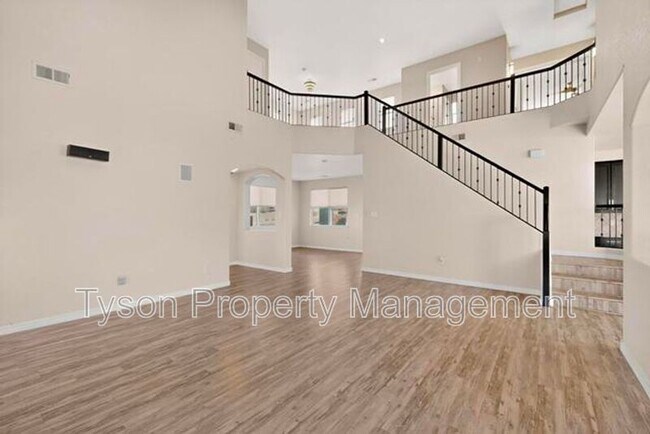 Building Photo - 8523 Waterford Pl NE